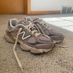 New Balance 9060 Sneakers